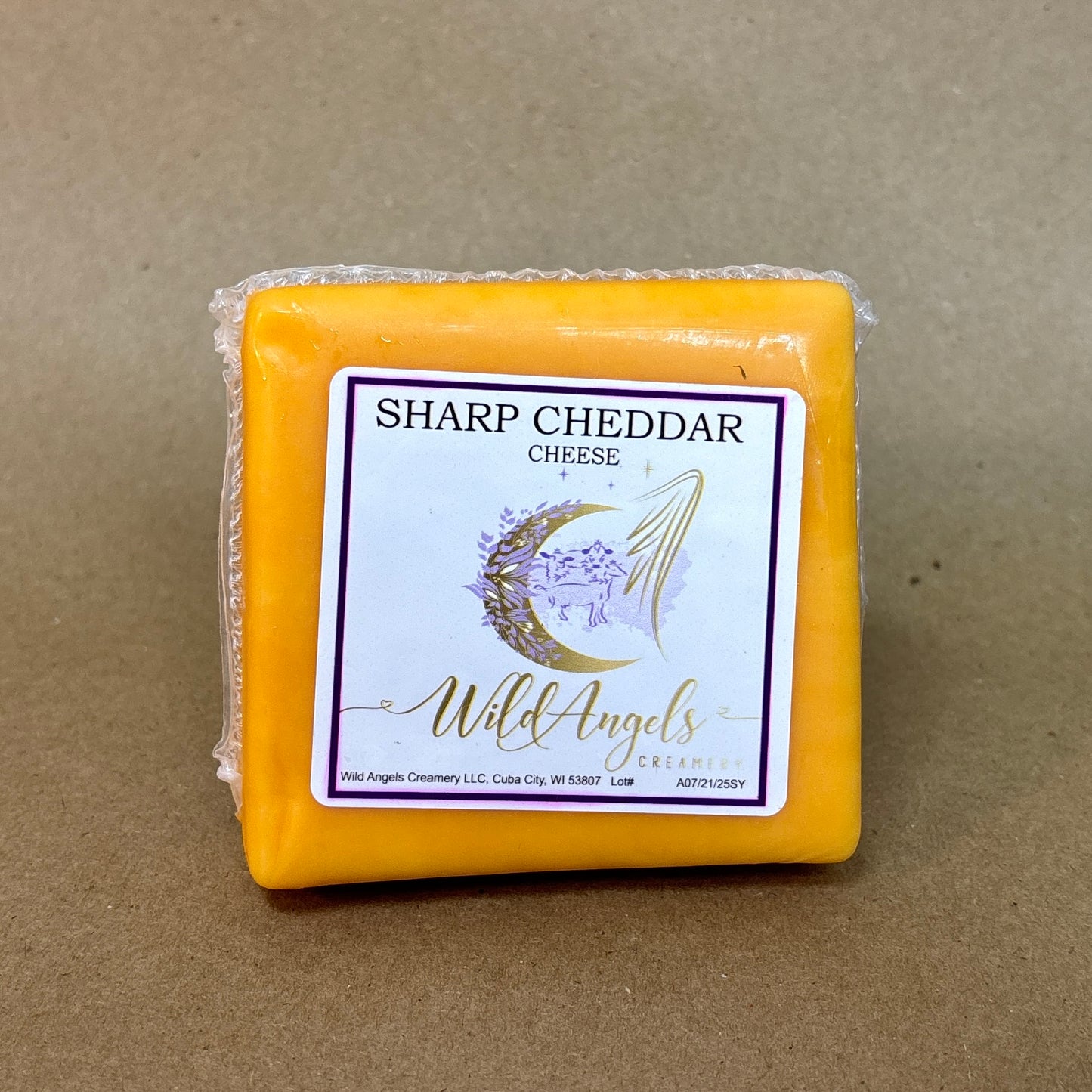 Sharp Cheddar 8oz block - WAC