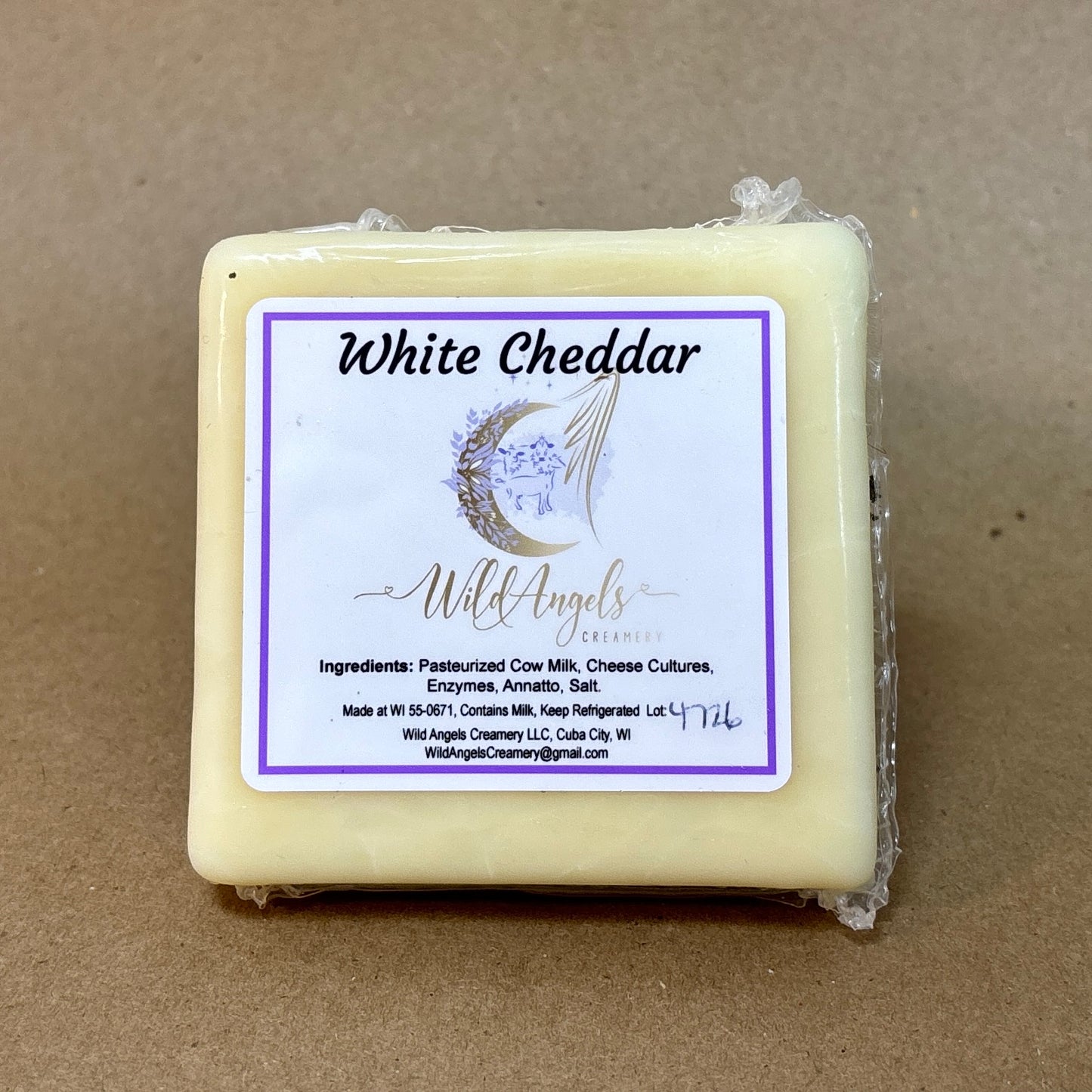 White Cheddar 8oz block - WAC